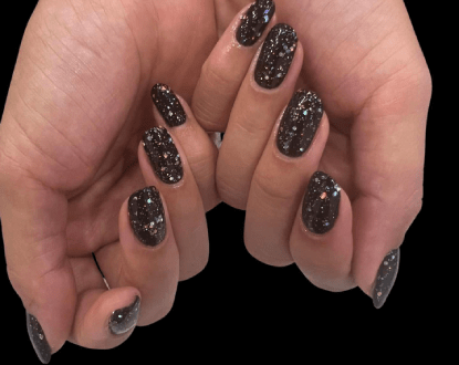 <p style="font-family: 'Poppins', sans-serif; font-weight: 700; font-size:24px;">NAIL SPA SERVICES</p>